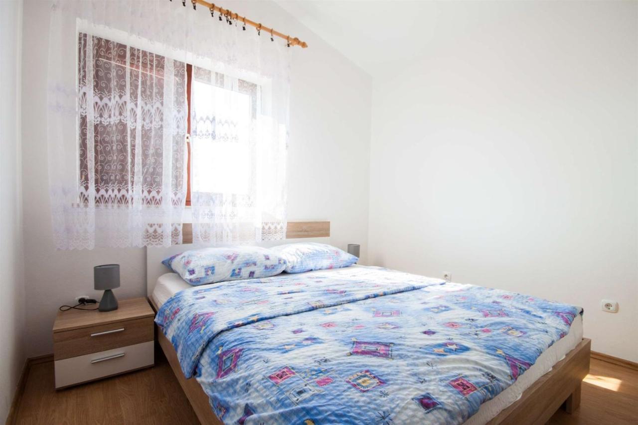 Apartments Dara Umag Exteriör bild